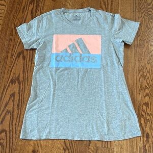 Adidas gray small women’s tee